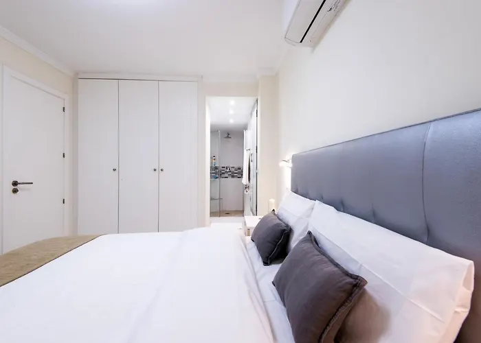 Front Apartment-1st Line Appartamento