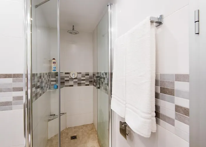 Front Apartment-1st Line Μαρμπέλλα